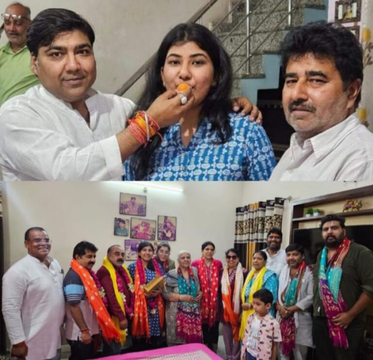 यूपीएससी परीक्षा उत्तीर्ण कर अनुष्का कर्णवाल बनी आईएएस यूपीएससी परीक्षा उत्तीर्ण कर अनुष्का कर्णवाल बनी आईएएस