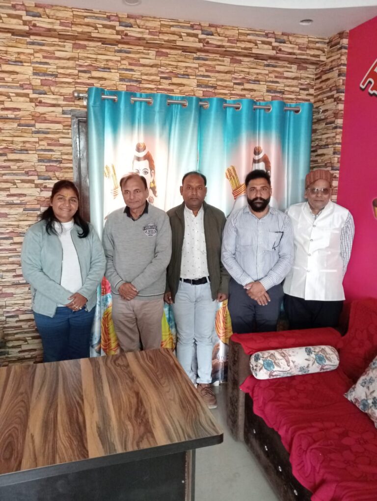 हमेशा सेवा मै आगे रहने का प्रयास करें, सेवा परमो धर्म: मंजू बालियान